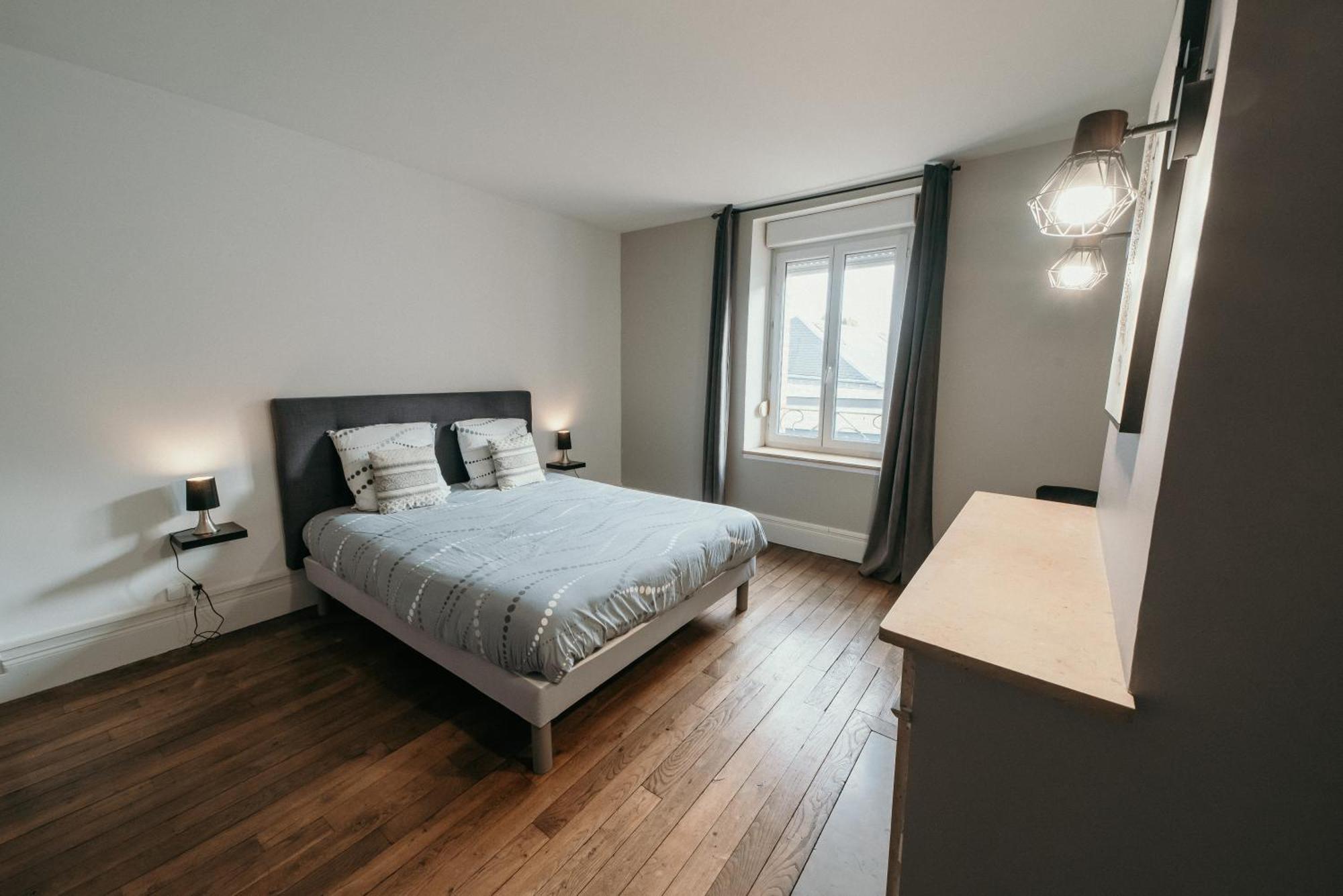 Appartement D'Alexandre Hyper Centre-Ville Charleville-Mezieres Exterior photo